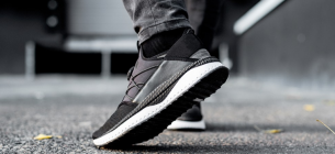 25 Desain Sepatu Sneakers Pria yang Menarik